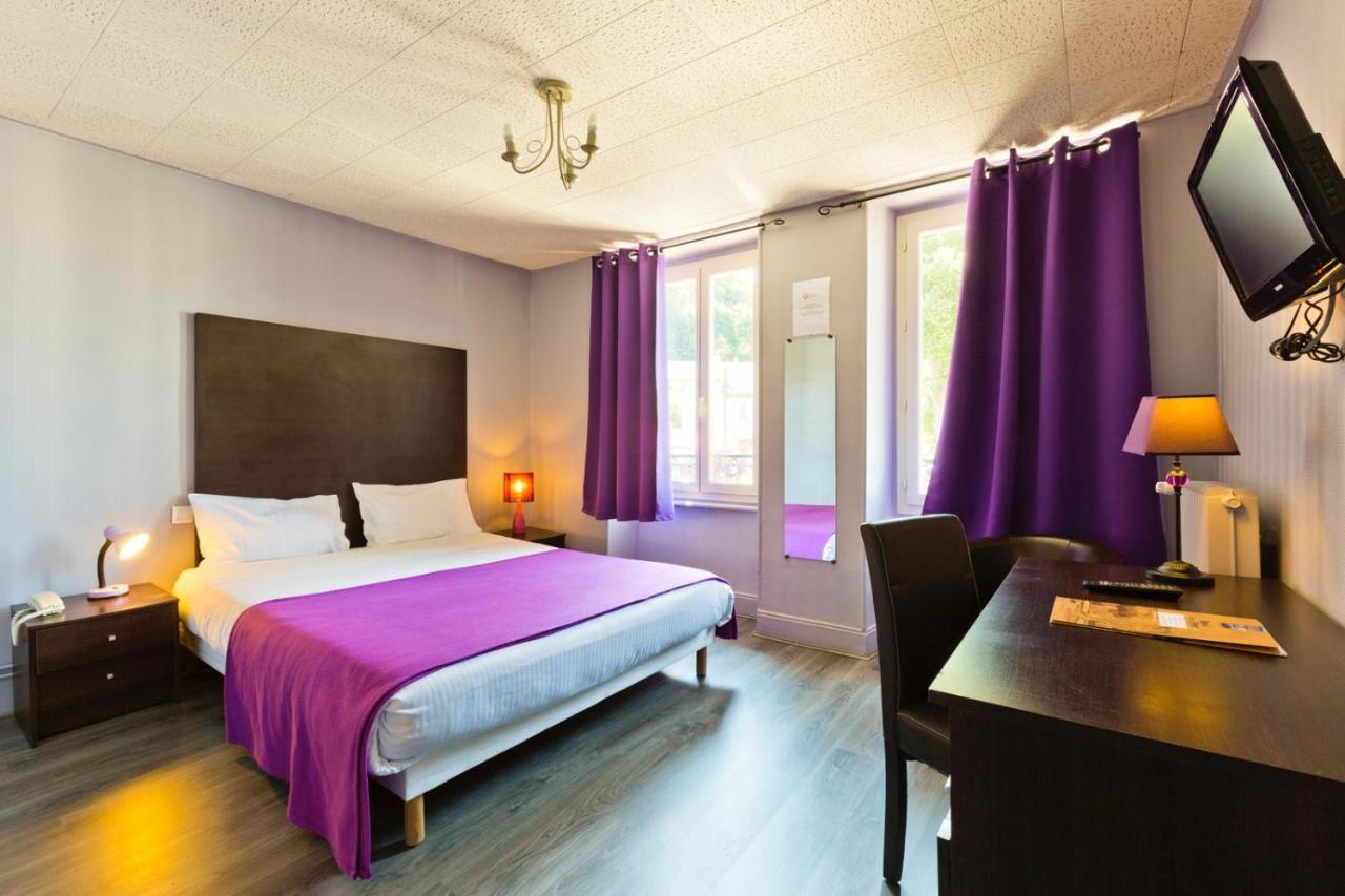 Logis Hotel Restaurant De La Poste Pontgibaud Exteriér fotografie